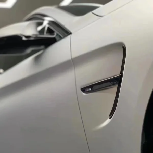 Super Matte Ultimate Flat Silver Auto Wrappen (PET Liner) - Image 4