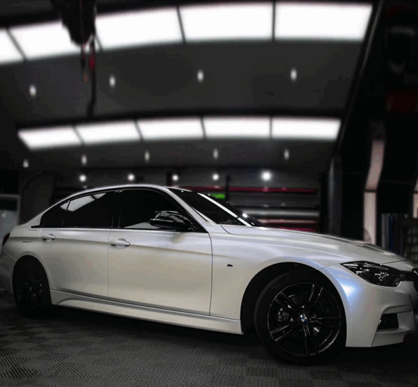 Matte White Chameleon Car wrap - Image 5