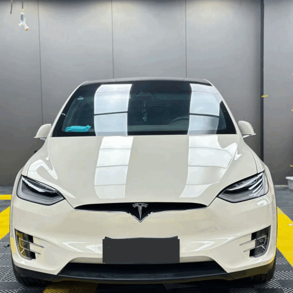 Gloss Coopers White Vinyl Car Wrap (PET Liner) - Image 3