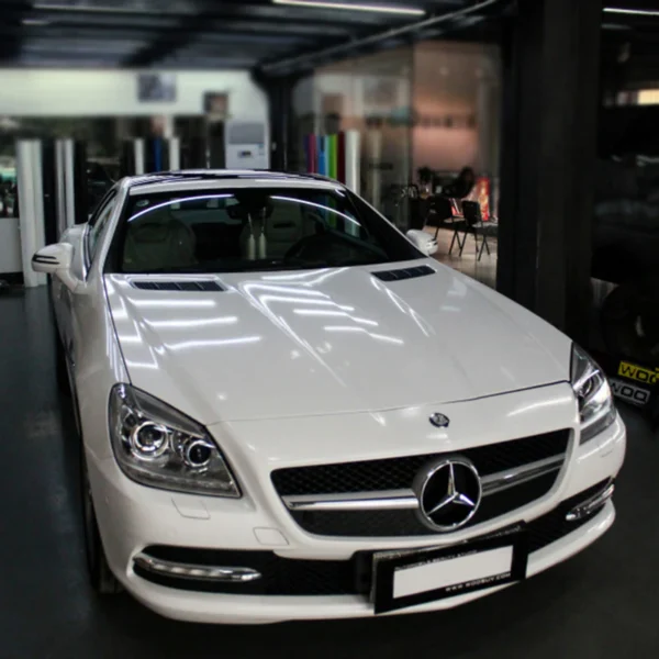 Gloss Sparkle Pearlescent White Wrap - Image 4