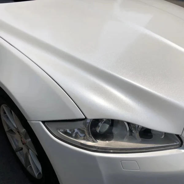 Gloss Sparkle Pearlescent White Wrap - Image 2