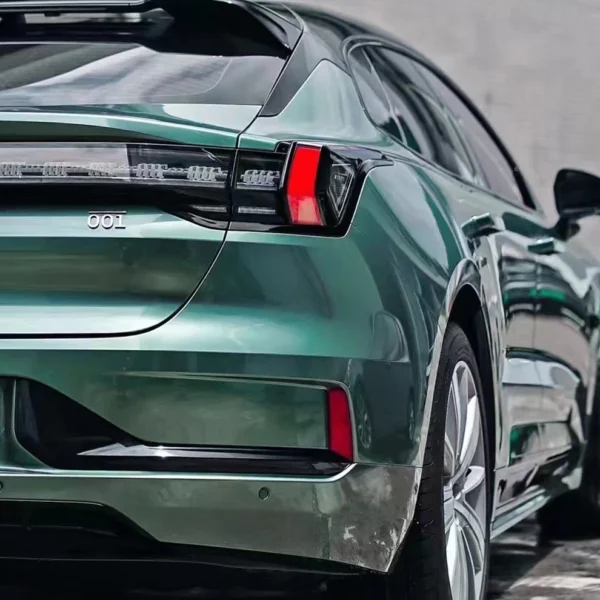 Gloss Liquid Metallic Green Vinyl Wrap (PET Liner) - Image 4