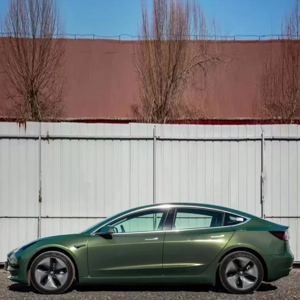 Gloss Metallic Dazzling Night Green Vehicle Wrap (PET Liner) - Image 2