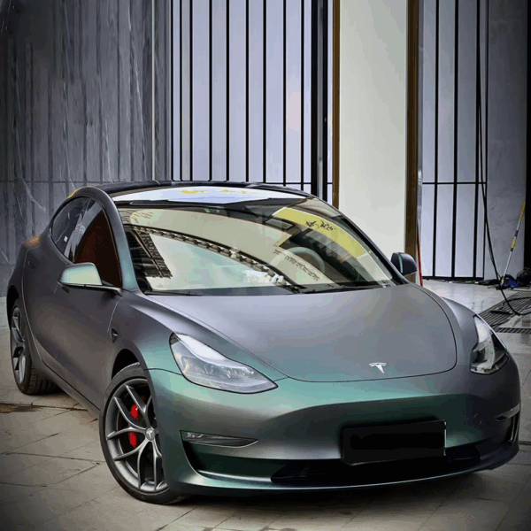 Ultral-matte Metallic Green Vinyl Wrap - Image 3